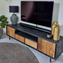 TV Lowboard Mango Holz schwarz LKW Böden recycelt und Stahlbeine 180 cm