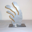 Hand aus Stahl eckige Stufung Metall Kunstobjekt