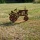 Traktor Deko Metall Trecker auf Bodenplatte